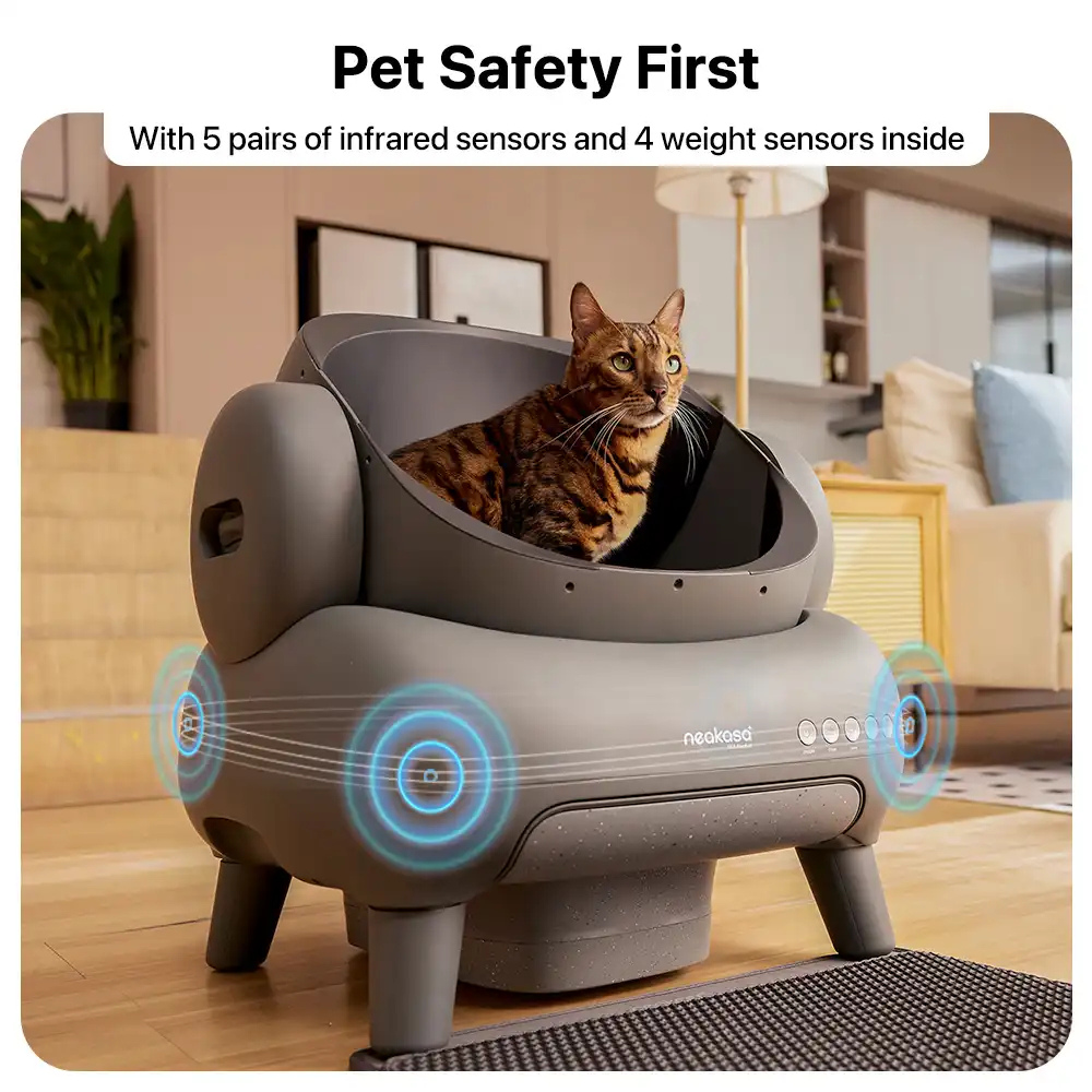 AutoLoo™ Self-Cleaning Litter Box